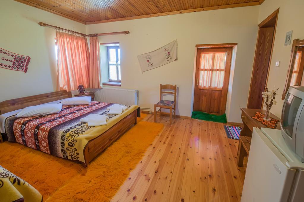 To Petrino Guesthouse Агиос-Германос Номер фото
