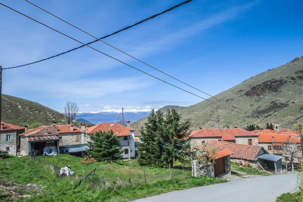 To Petrino Guesthouse Агиос-Германос Экстерьер фото